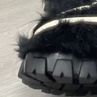 Women Black Furry Mid Calf Pla - đánh giá và giá Street Fashion Y2K